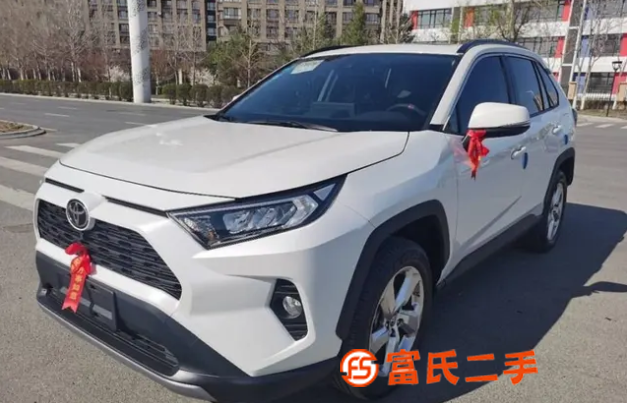 丰田RAV4 2020款 RAV4荣放 2.0 无级 两驱都