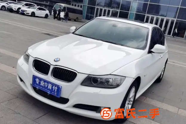 宝马 宝马3系 2012款 320i 2.0 手自一体 豪华