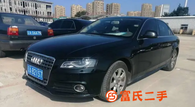 奥迪A4 2011款 A4L 2.0TFSI 无级 132k 