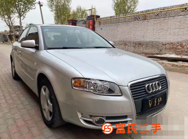 奥迪A4 2006款 1.8T 无级 舒适型 