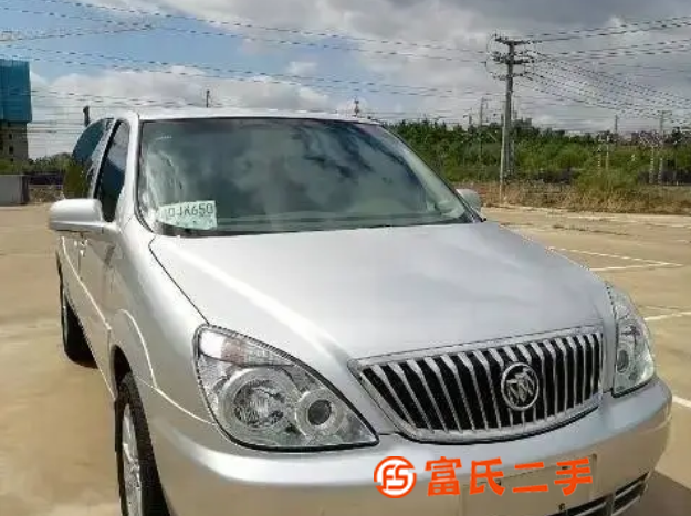 别克GL8 2014款 GL8 商务车(陆尊) 2.4 手自