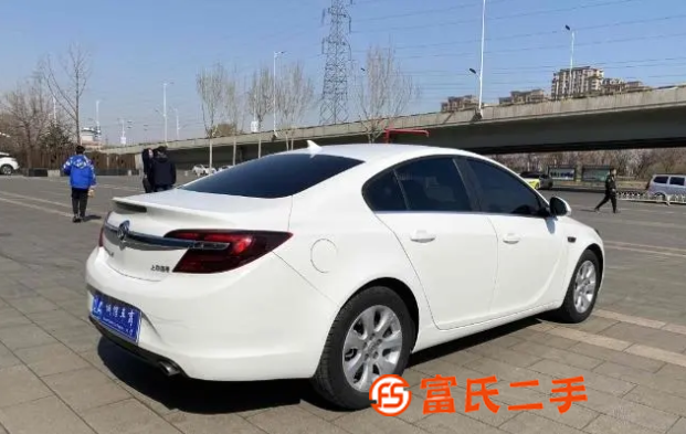 别克 君威 2014款 1.6T 手自一体 时尚技术型