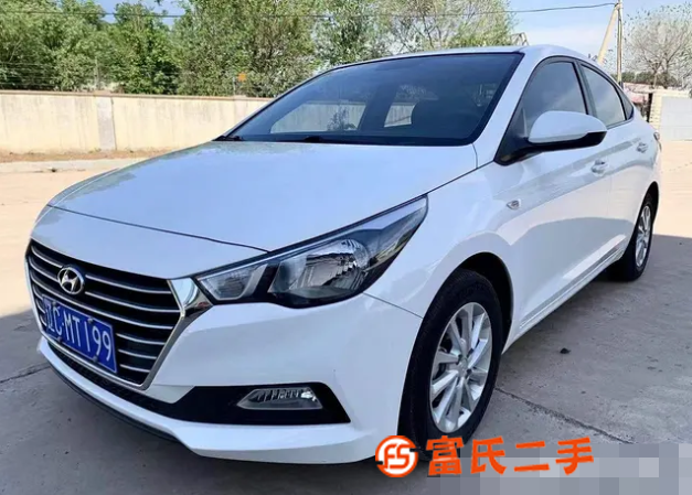 现代 悦纳 2017款 悦纳RV 1.4 手动 GLS 炫酷 