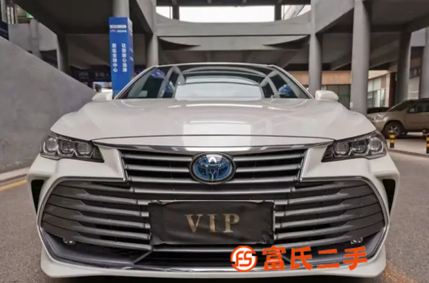 丰田 亚洲龙 2019款 2.5 手自一体 Touring尊