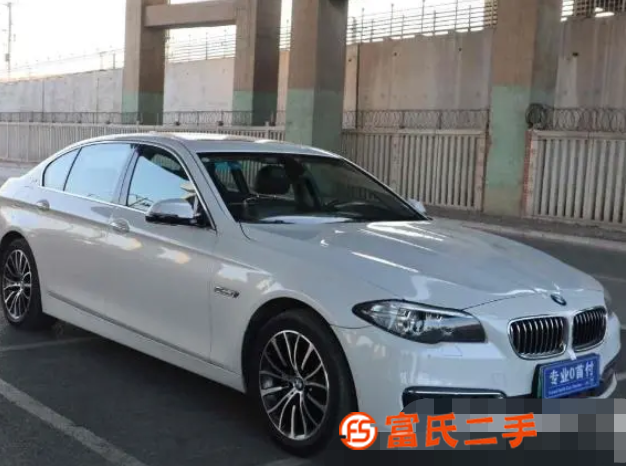 宝马 宝马5系 2015款 530Le 2.0T 手自一体 