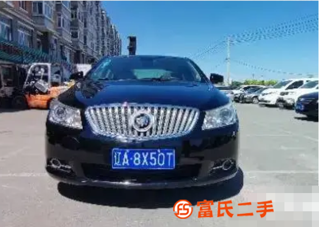 别克 君越 2011款 2.4 SIDI 手自一体 豪华版 