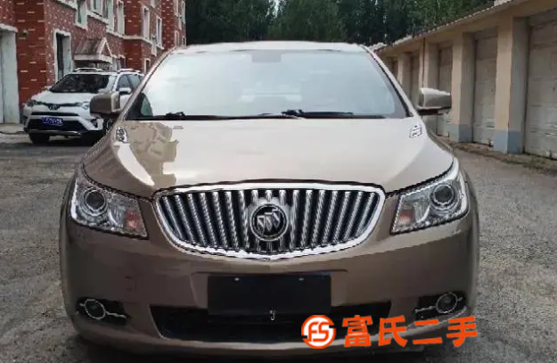 别克 君越 2011款 2.4 SIDI 手自一体 豪华版