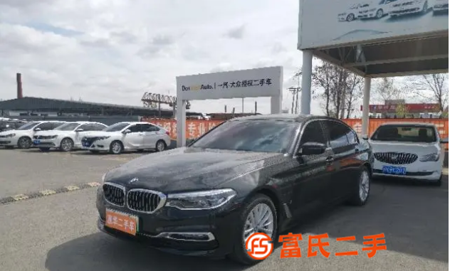 宝马 宝马5系 2019款 530Le 2.0T 手自一体 