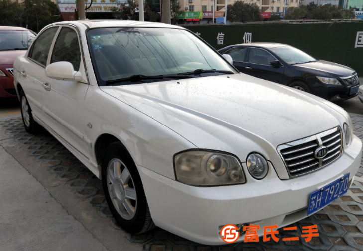 2010年起亚远舰手动档1.28万元 