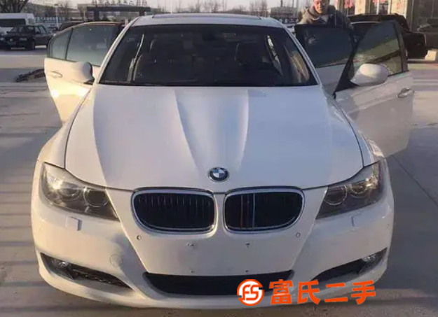 宝马 宝马3系 2010款 320i 2.0 手自一体 豪华 