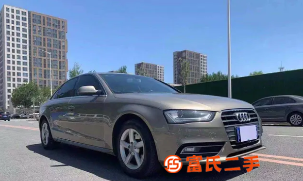 奥迪A4 2013款 A4L 2.0TFSI 无级 35TF 