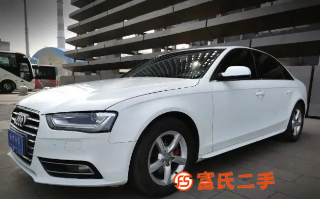 奥迪 奥迪A4 2013款 A4L 2.0TFSI 无级 3