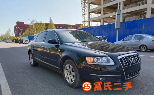 奥迪A6 2005款 A6L 3.0 无级 舒适型