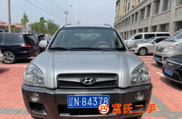 现代 途胜 2009款 2.0 手动 两驱时尚型 