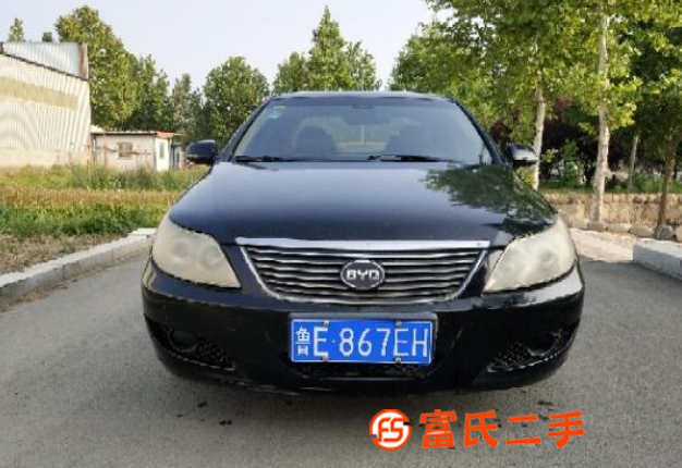  比亚迪F6 2010款 2.0 手动 黄金版 尊贵型