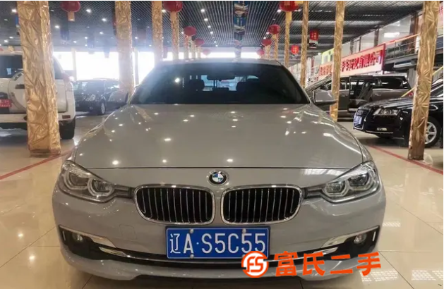 宝马3系 2016款 320Li 2.0T 手自一体 豪华设