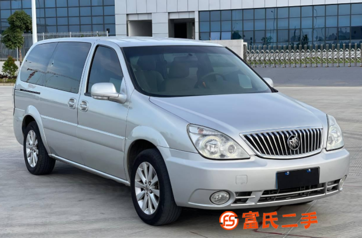 别克GL8 2011款 GL8 商务车 2.4 手自一体 L 
