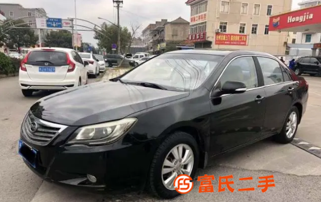 比亚迪 比亚迪G6 2011款 2.0 手动 尊贵型