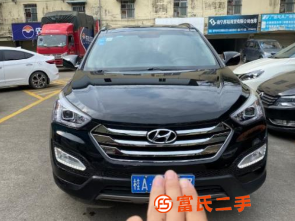 现代 胜达 2013款 新胜达 2.4 手自一体 GLS 两 