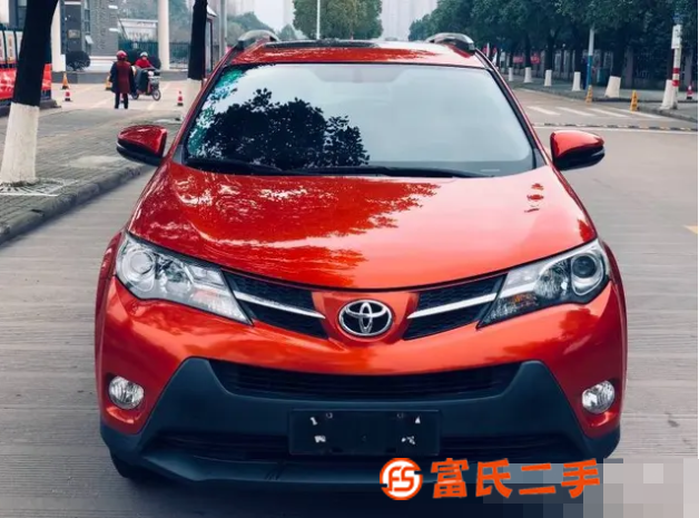 丰田RAV4 2015款 2.0 无级 两驱风尚版 