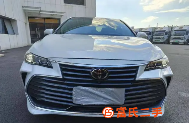 丰田 亚洲龙 2019款 2.0 无级 进取版 