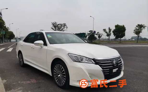 丰田 皇冠 2017款 2.0T 手自一体 运动版 