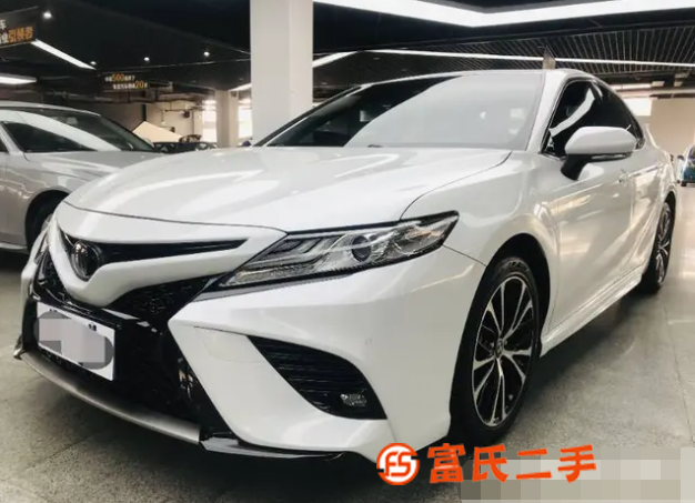 丰田 凯美瑞 2018款 2.5HQ 无级 旗舰版 