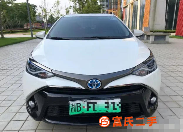 丰田 雷凌 2019款 雷凌双擎E+ 1.8PH 无级 V 