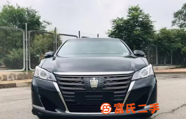 丰田 皇冠 2018款 2.0T 手自一体 运动版 