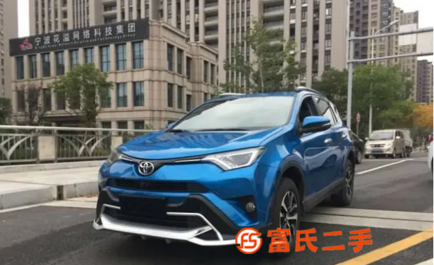 丰田RAV4 2016款 RAV4荣放 2.0 无级 两驱舒 