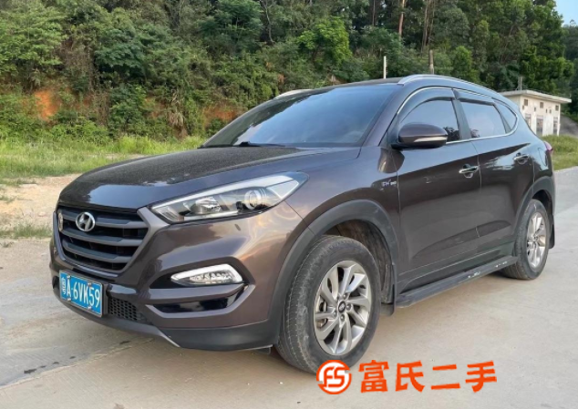 现代 途胜 2015款 1.6T 双离合 GLS 两驱智能型 