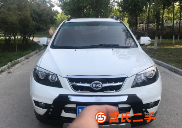 比亚迪S6 2014款 2.0 手动 精英型