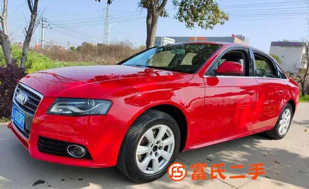 奥迪A4 2009款 A4L 2.0TFSI 无级 132k 