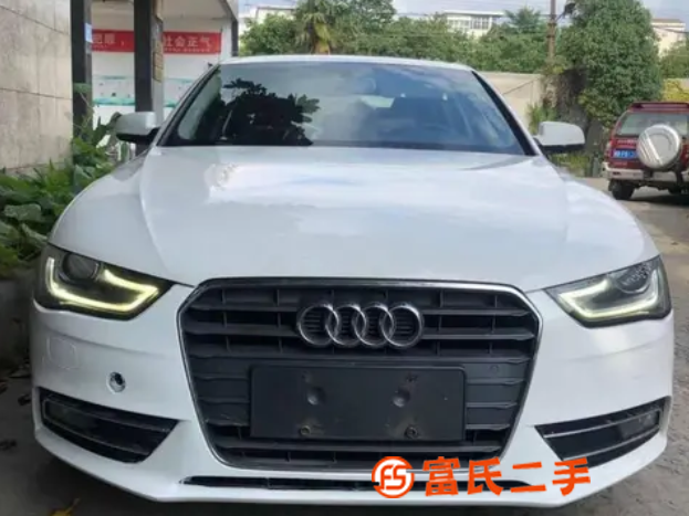 奥迪A4 2013款 A4L 2.0TFSI 无级 35TF