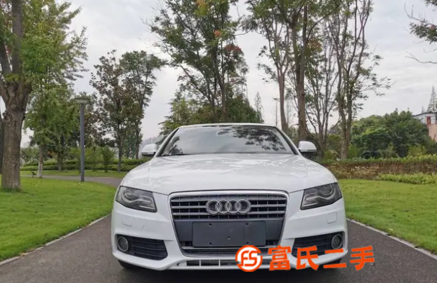 奥迪A4 2010款 A4L 2.0TFSI 无级 132k 