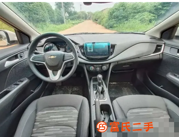 雪佛兰 科沃兹 2019款 1.5 手自一体 320 LS 