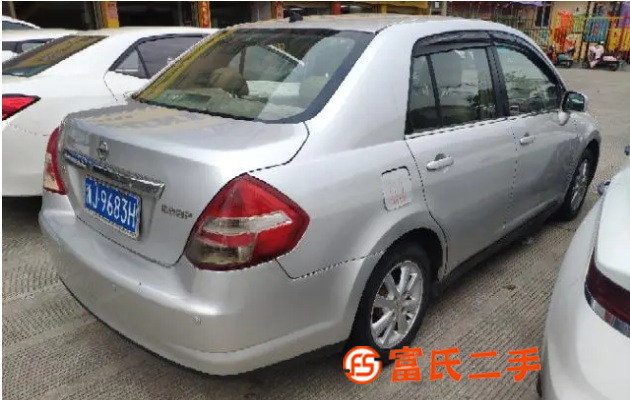 日产 骐达 2009款 1.6 自动 豪华NISMO运动版 