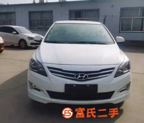 现代 瑞纳 2016款 1.4 手动 TOP 旗舰型