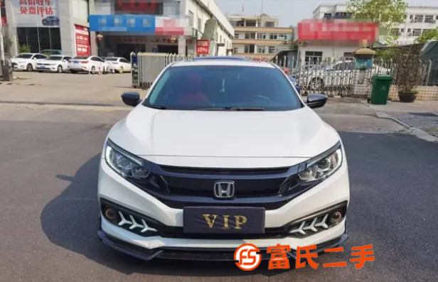 本田 思域 2019款 1.5T 无级 220TURBO 燃 