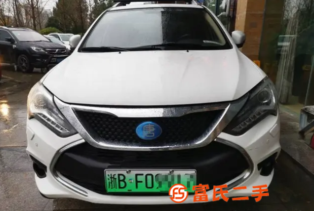 比亚迪 唐 2015款 2.0T 双离合 四驱豪华型 