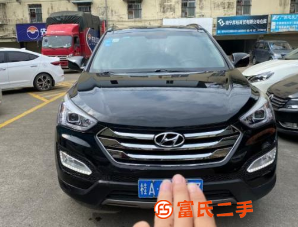 现代 胜达 2013款 新胜达 2.4 手自一体 GLS 两 