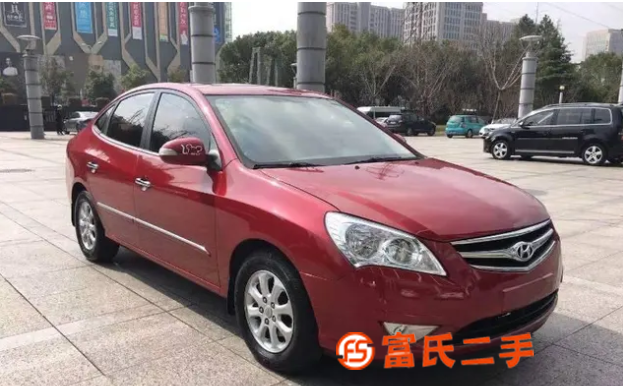 现代 伊兰特 2011款 伊兰特 悦动 1.6 自动 豪华型 