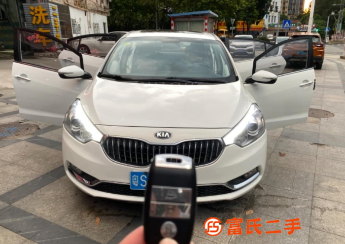 起亚K3 2013款 1.6 手自一体 Premium 