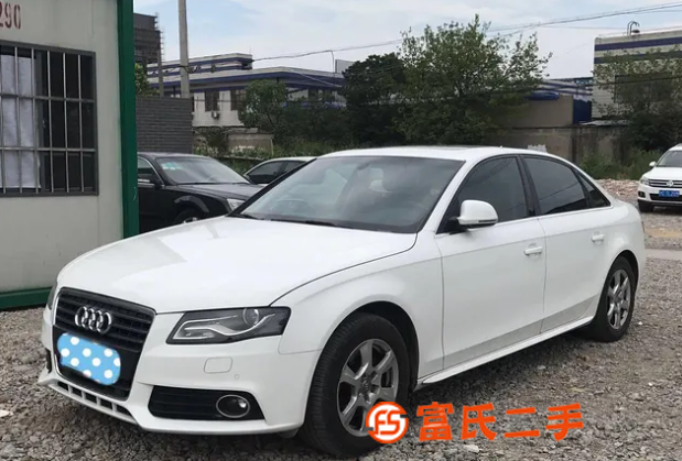 奥迪 奥迪A4 2015款 A4L 2.0TFSI 无级 3 