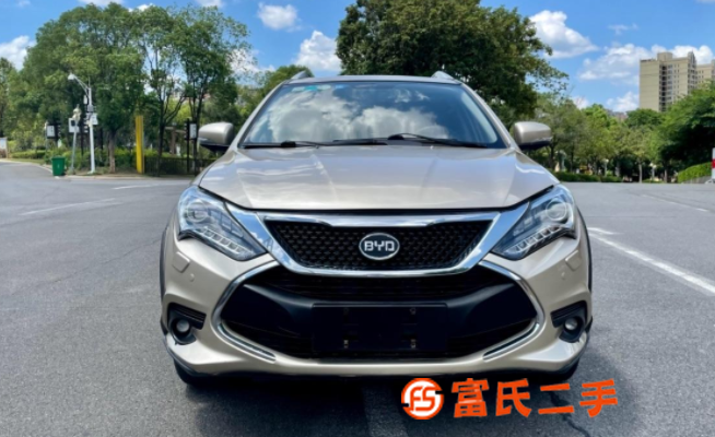 比亚迪 唐 2015款 2.0T 双离合 四驱豪华型