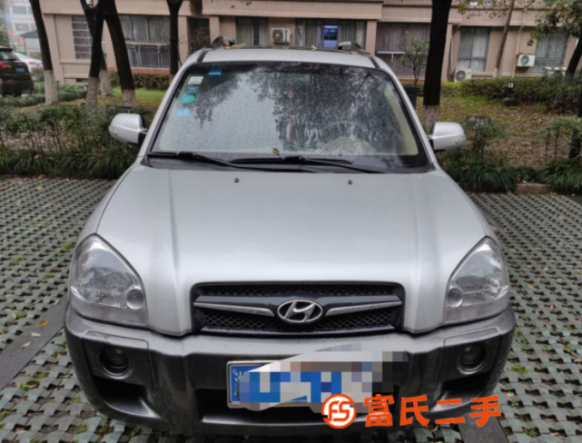 现代 途胜 2009款 2.0 手自一体 两驱舒适天窗型 
