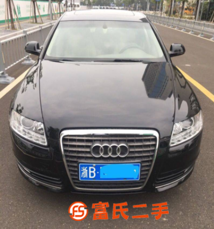 奥迪A6 2010款 A6L 2.4 无级 豪华型 