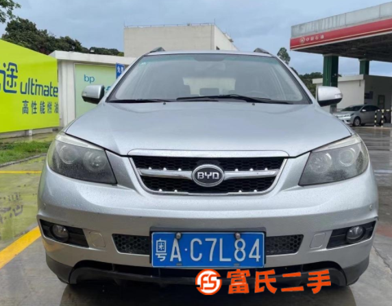 比亚迪S6 2011款 2.4 手自一体 尊享型