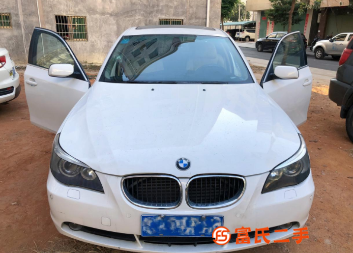 宝马5系 2005款 530i 3.0 手自一体 
