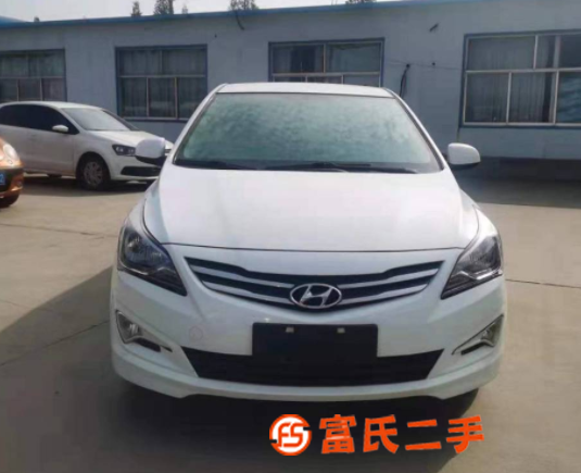 现代 瑞纳 2016款 1.4 手动 TOP 旗舰型